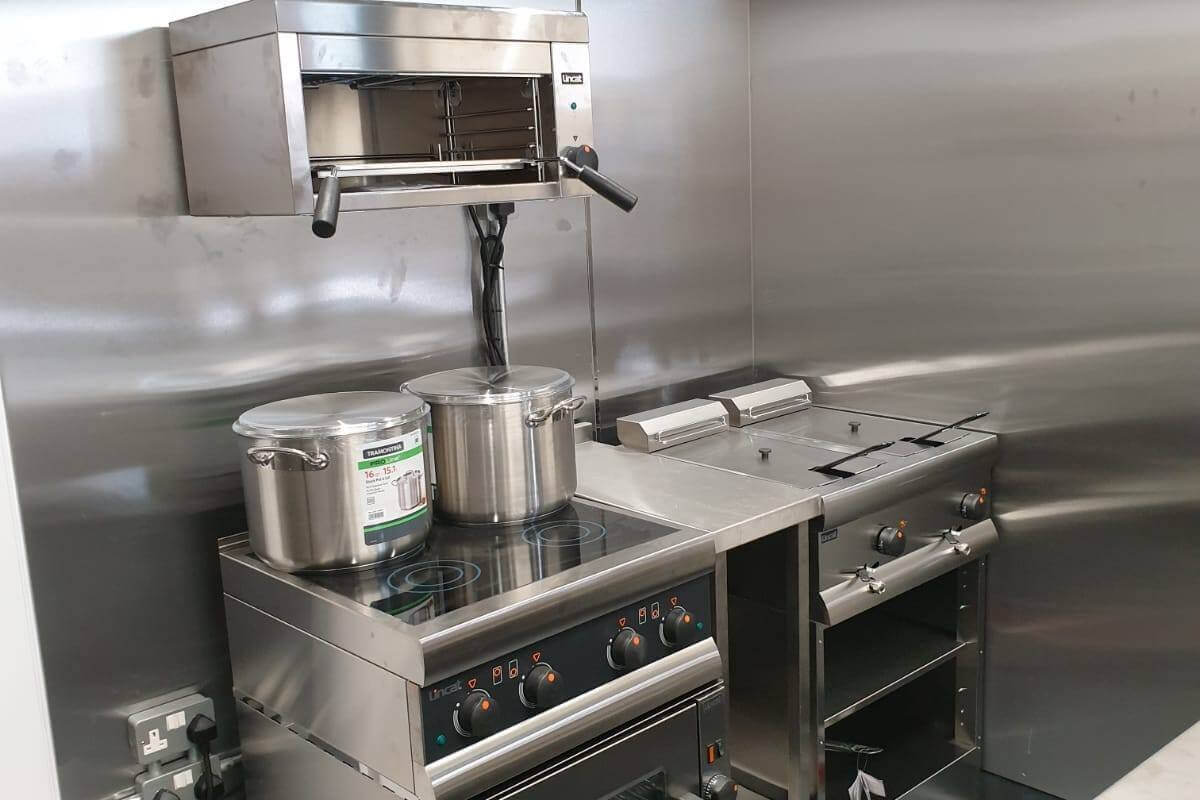 small counter units at Sahil Street Food Restaurant